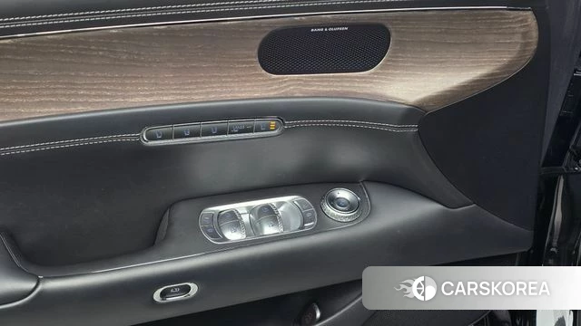 Genesis G90 (RS4) id 4965895 из Кореи 10