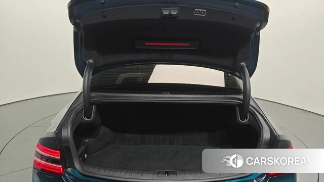 Genesis Electrified G80 (RG3) id 4986789 из Кореи 10