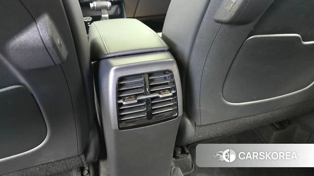 Kia Di Ol Nu Niro id 5033748 из Кореи 10