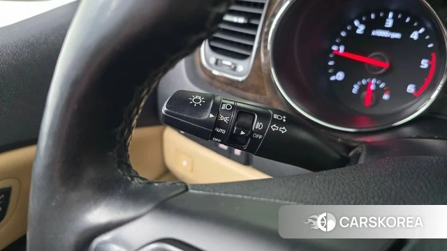 Kia The New Carnival id 4978125 из Кореи 10