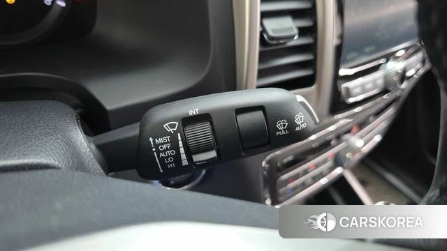 Ssangyong Rexton Sports id 5004633 из Кореи 10