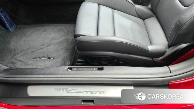 Porsche 911(992) id 5021255 из Кореи 10