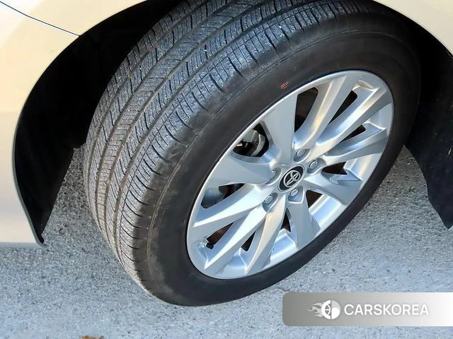 Toyota Camry (XV70) id 5003475 из Кореи 10