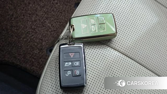 Land Rover Discovery 5 id 4998709 из Кореи 10