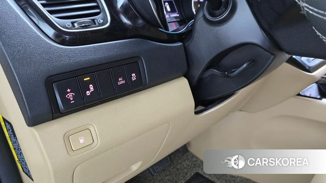 Kia All New Carnival id 4983248 из Кореи 10