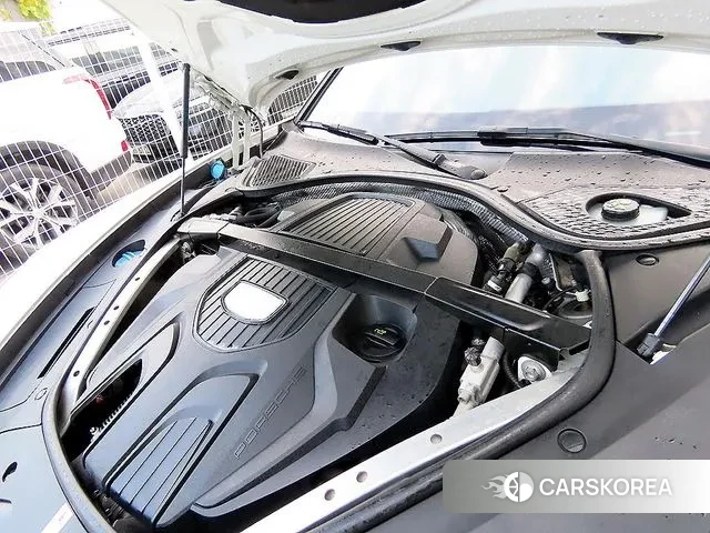 Porsche Panamera (971) id 3672940 из Кореи 10