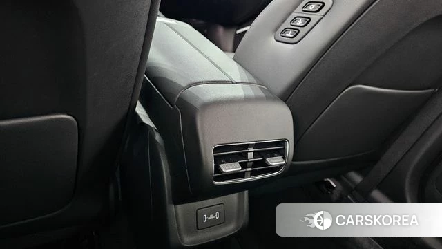 Hyundai The New Granger (GN7) id 5015600 из Кореи 10