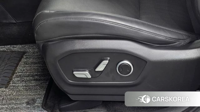 Hyundai Santa Fe (MX5) id 4964659 из Кореи 10