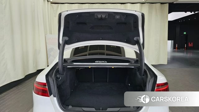 Jaguar XE id 4760295 из Кореи 10