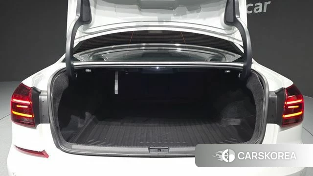 Volkswagen The New Passat id 4983112 из Кореи 10