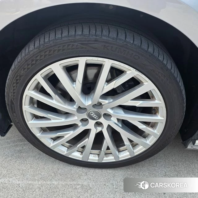 Audi A8 (D5) id 4906904 из Кореи 10