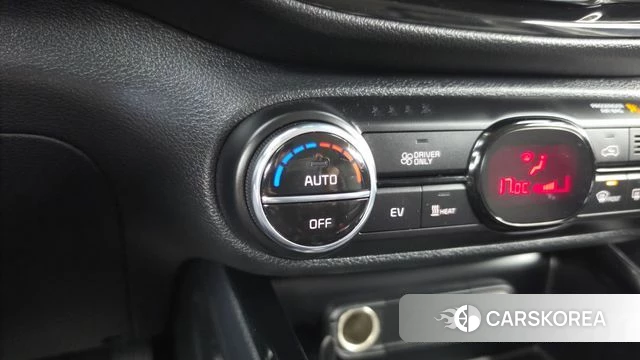 Kia Soul Booster EV id 4923472 из Кореи 10
