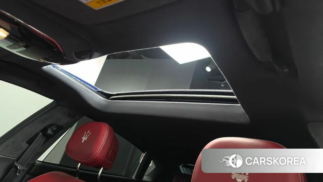Maserati Quattroporte id 4993126 из Кореи 10