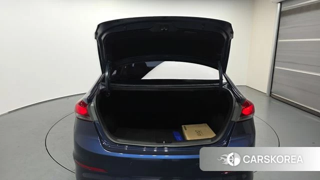 Hyundai Avante AD id 4967808 из Кореи 10