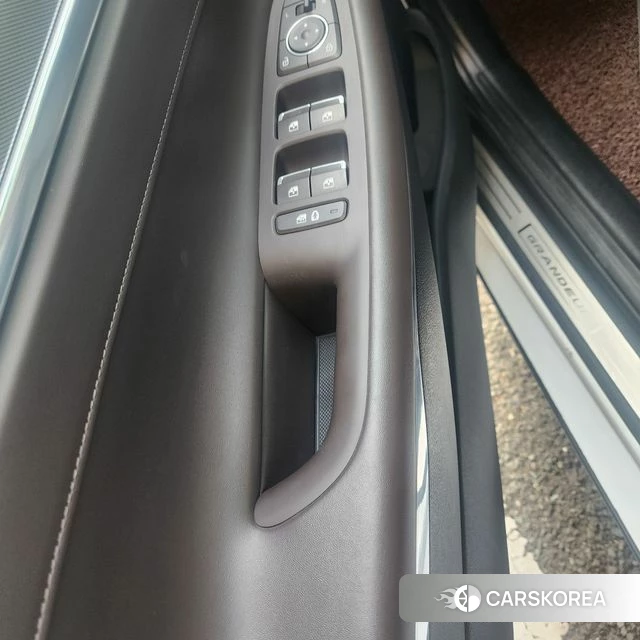 Hyundai The New Grandeur IG id 4937189 из Кореи 10