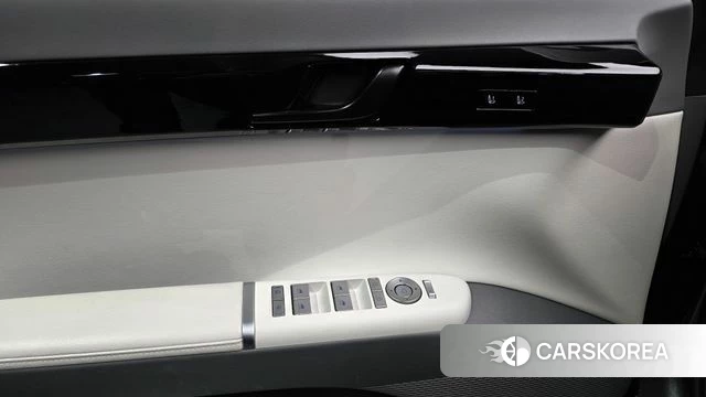 Hyundai Grandeur (GN7) id 5011745 из Кореи 10