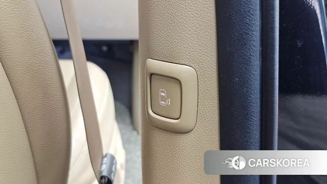 Kia The New Carnival id 5048515 из Кореи 10