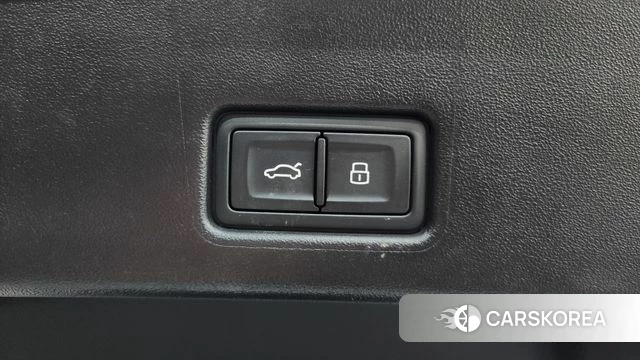 Audi Q4 e-Tron (F4) id 4778616 из Кореи 10