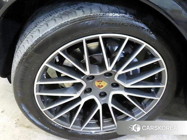 Porsche Cayenne (PO536) id 4577966 из Кореи 10