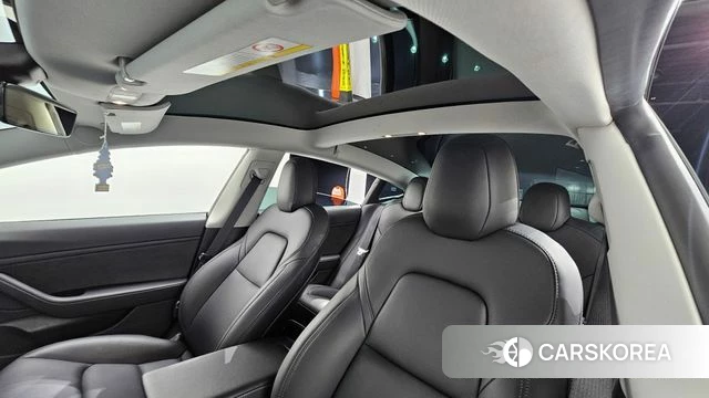 Tesla Model 3 id 4750727 из Кореи 10