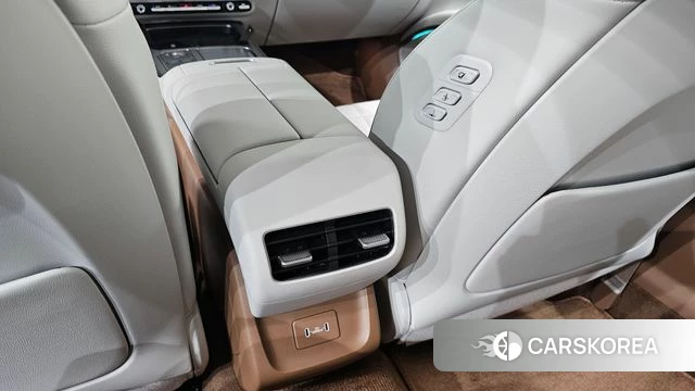 Hyundai The New Granger Hybrid (GN7) id 5020729 из Кореи 10