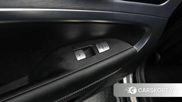 Genesis G70 id 4967579 из Кореи 10