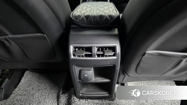 Ssangyong Torres id 4975409 из Кореи 10