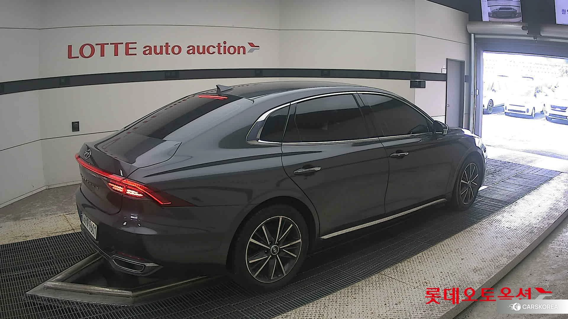 Hyundai Grandeur id 4984608 из Кореи 10