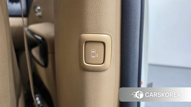 Kia The New Carnival id 4993370 из Кореи 10