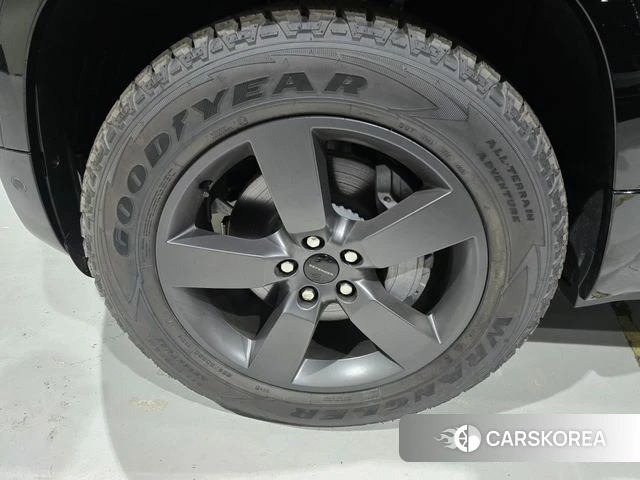 Land Rover Defender (L663) id 5045462 из Кореи 10