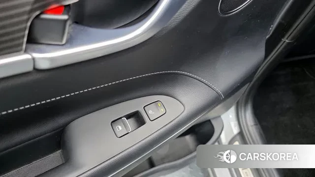 Hyundai Grandeur IG id 3239155 из Кореи 10