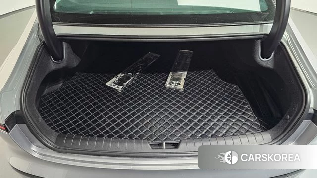 Hyundai Grandeur (GN7) id 5016538 из Кореи 10