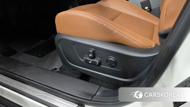 Ssangyong The New Torres id 5026405 из Кореи 10