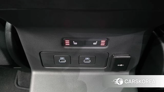 Land Rover Range Rover Velar id 5015677 из Кореи 10