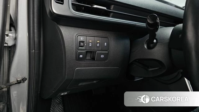 Hyundai Staria id 4950955 из Кореи 10