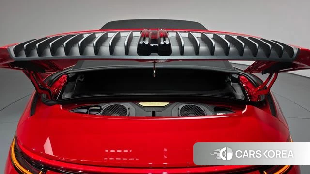 Porsche 911(992) id 4792207 из Кореи 10