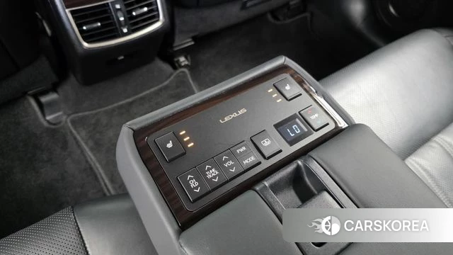 Lexus New ES300h id 4907814 из Кореи 10