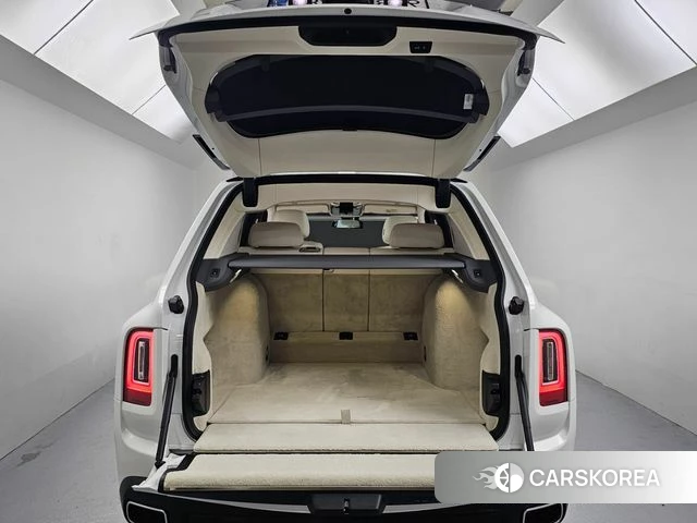 Rolls-Royce Cullinan id 5034104 из Кореи 10