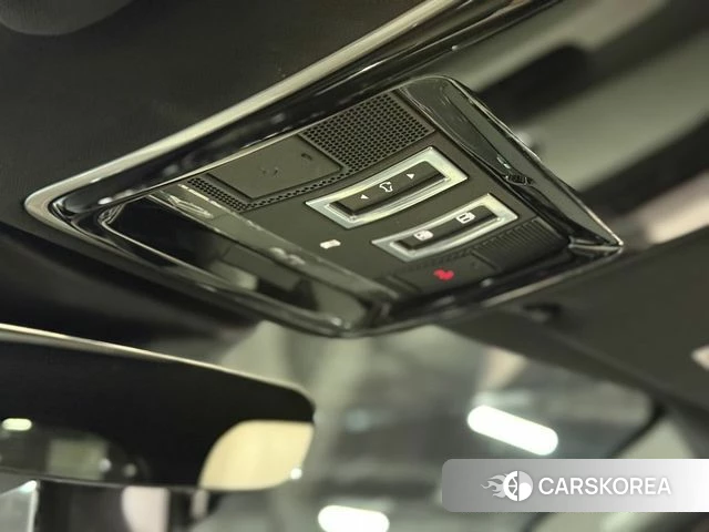 Land Rover Range Rover Velar id 5013991 из Кореи 10