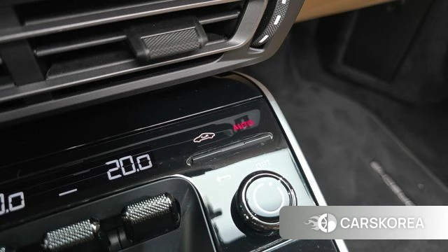 Porsche 911(992) id 4987292 из Кореи 10