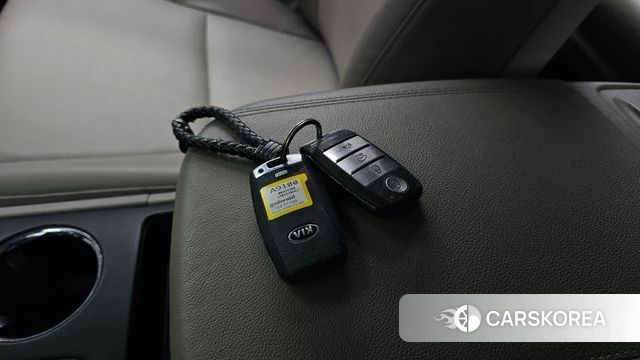 Kia The New Carnival id 4987818 из Кореи 10