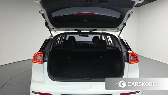 Kia Niro id 5035983 из Кореи 10