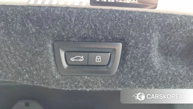 BMW 5 Series (G60) id 5039472 из Кореи 10