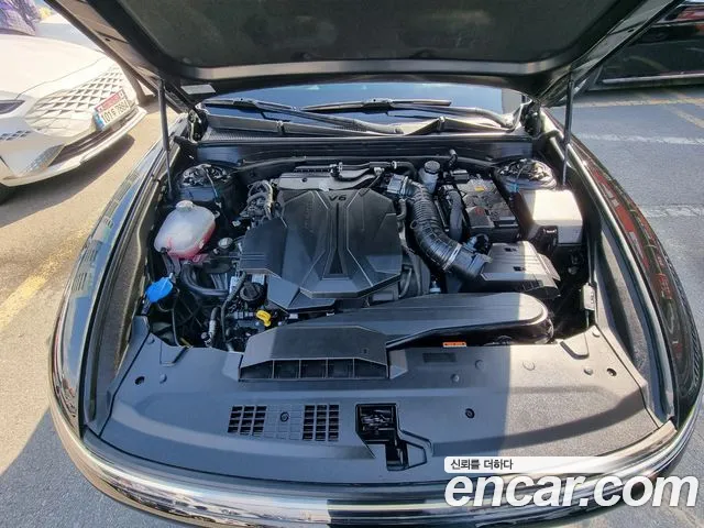 Hyundai Grandeur (GN7) id 2438909 из Кореи 10