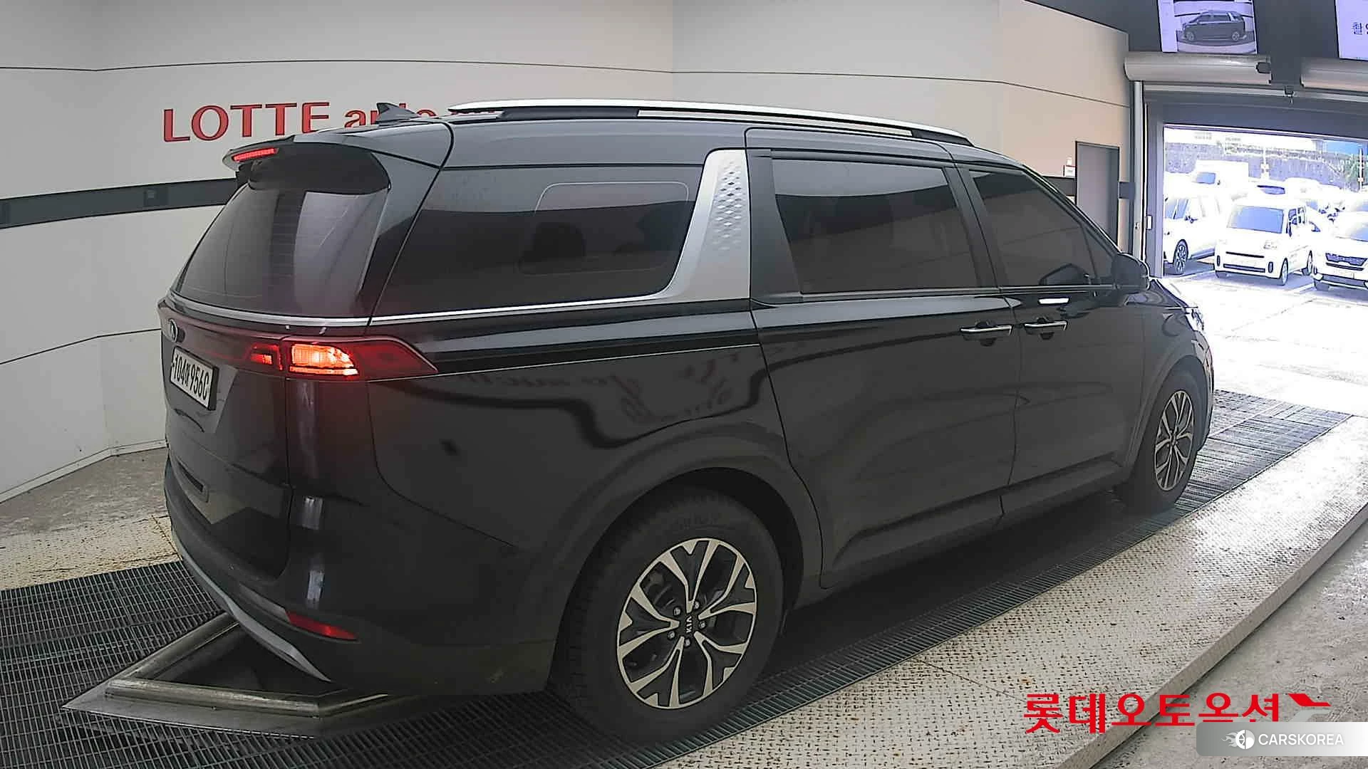 Kia Carnival id 4984662 из Кореи 10
