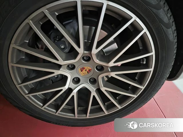 Porsche Cayenne (PO536) id 4792971 из Кореи 10