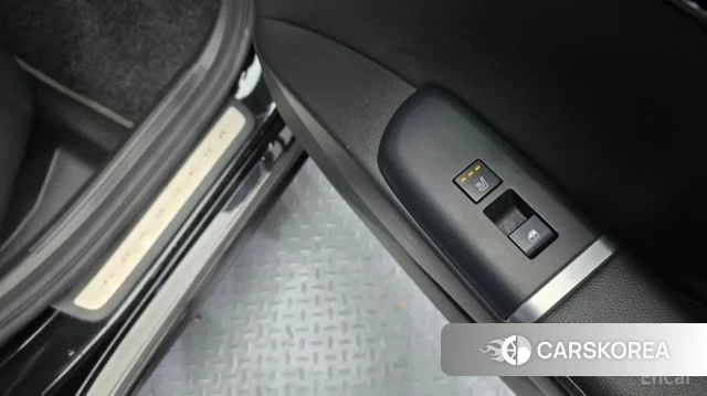 Hyundai Grandeur Hybrid (GN7) id 3883551 из Кореи 10