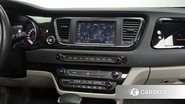 Kia The New Carnival id 5035944 из Кореи 10
