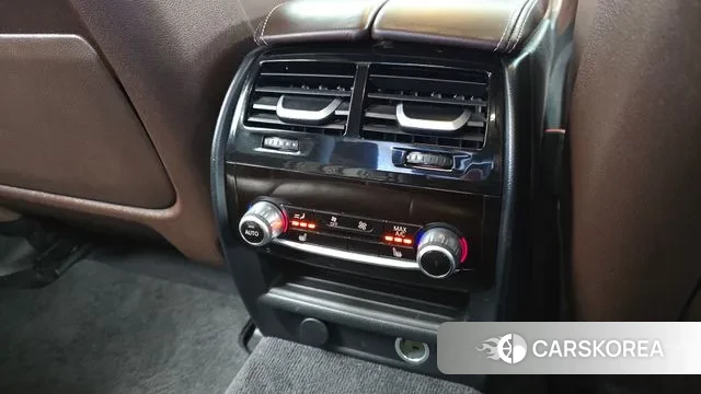 BMW 5 Series (G30) id 3742938 из Кореи 10