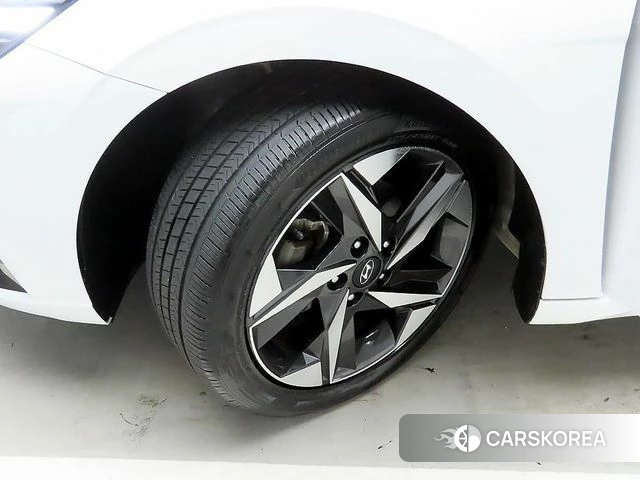 Hyundai Avante (CN7) id 4965690 из Кореи 10